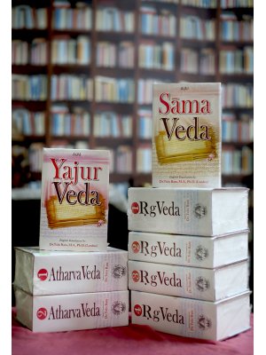 A Complete Set of All Four Vedas in Sanskrit-English and Transliteration (8 Vols) by Dr. Tulsiram